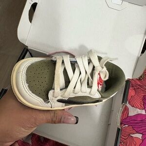 Travis Scott Nike toddle Olive and White Sneakers